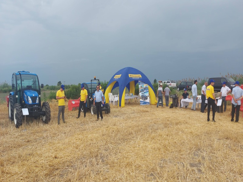 Salyan rayonunda “New Holland” traktorları və “Maschio Gaspardo” aqreqatlarının sahə günü